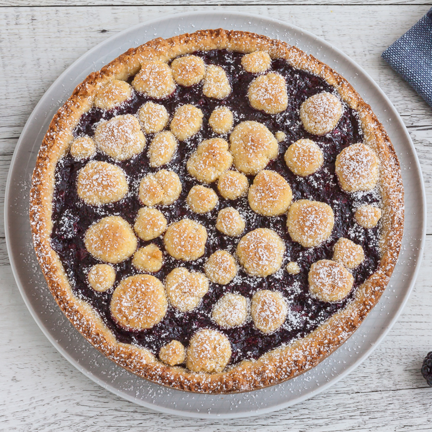 Rezept: Saftiger Mürbeteigkuchen mit Brombeeren