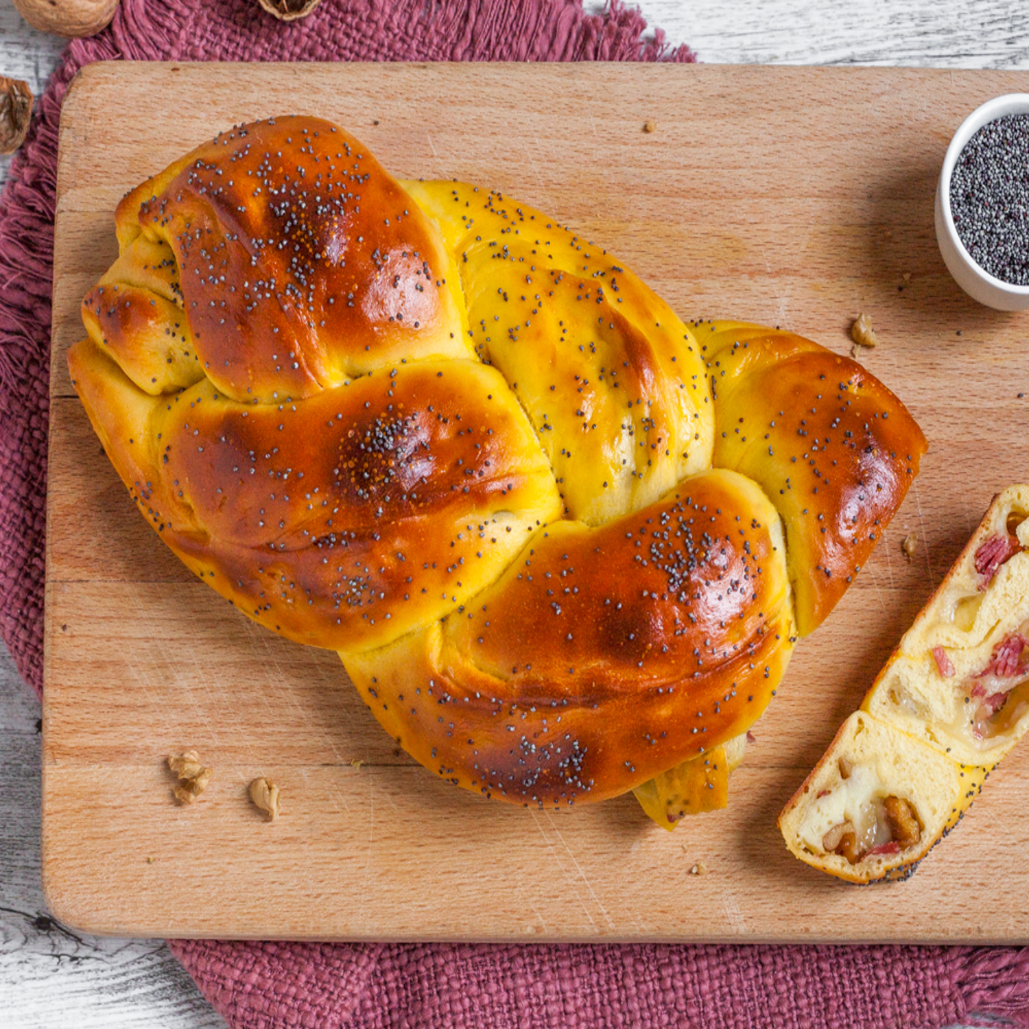 Rezept: Herzhafter Hefezopf mit Füllung | Südtiroler Milch